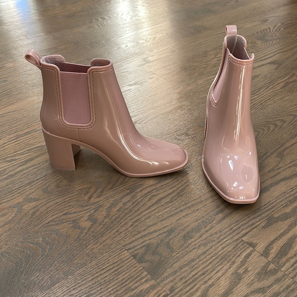 Jeffrey Campbell Hurricane Waterproof Boot size 8- fits size 8 & 8.5
